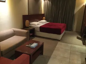 Continental Suite Farwaniya - Room