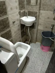 Hotel Arzoo Palace - Bathroom