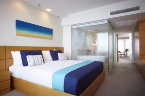 The Ville Resort - Casino - Room