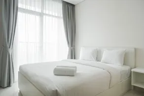 Modern And Comfort Studio At Ciputra International Apartment - Zimmer