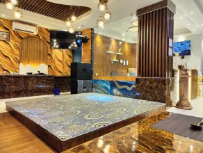Hotel Mandi Heights - Bar, Fine Dining & Banquet Hall - Reception