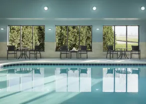 Holiday Inn Express Peru-Lasalle Area by IHG - Basseng