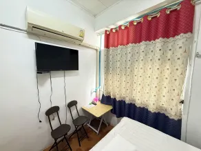 Happyland Guesthouse - Room