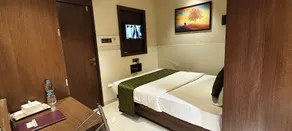 Hotel Express INN, Panvel - Habitación