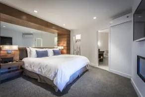 Qualicum Beach Inn - Chambre