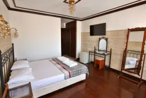 Bozcaada Fahri Hotel - Chambre