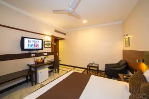 Amantra Comfort Hotel - Room