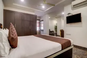 ROYAL PALM - Room