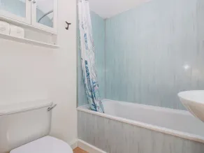Longships - Salle de bain