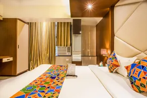 FabHotel Spring Inn - Nr Borivali Station - Room
