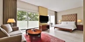 Marriott Suites Pune - Room