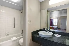 Motel 6-Calhoun, GA - Salle de bain