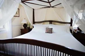 Point Grace - Room