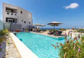 Talos Luxury Suites - Pool