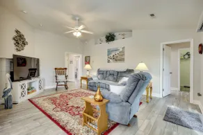 Family Home in Southport Golf Community w/ Perks! - Innenbereich
