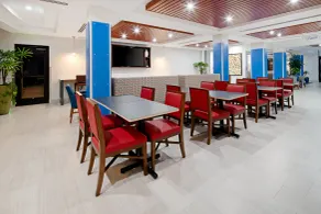 Holiday Inn Express Hotel & Suites Atascadero by IHG - Restaurant