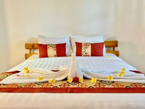 Narafa's Guest House - Room