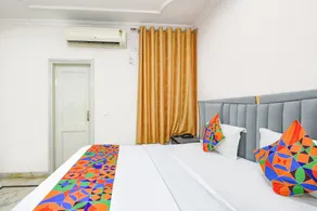 Fabhotel The New Moon - Room