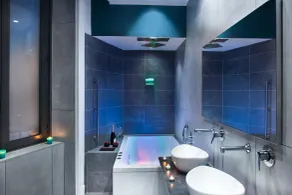 Enjoy Art - Bathroom