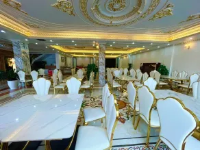 Đông Thắm Hotel - Restaurante