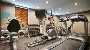Best Western JFK Airport Hotel - Fitness facility