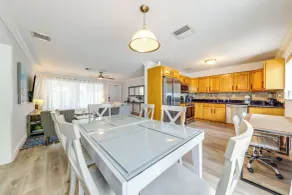 Great for Snowbirds! Pompano Beach Home w/ Patio - Interiør