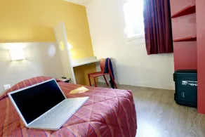 Hôtel Première Classe Pau Bizanos - Chambre