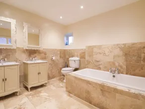 The Lodge - Baño