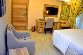 Lit Suites - Habitación