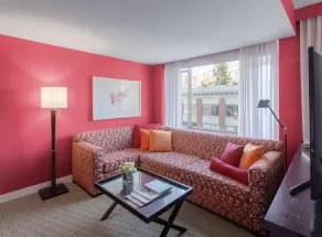 OPUS Vancouver - Room