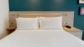 Hampton by Hilton Manchester City, Northern Quarter - Room