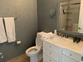 Ballard's Beach Resort - Baño