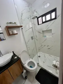 AHAU Apartments - Bathroom