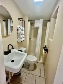 Hickory Falls Inn - Badrum