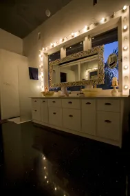 Jade 735 - Bathroom
