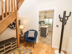 Globe Cottage - Interior
