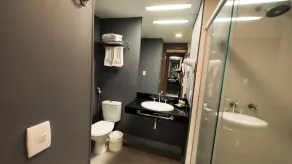 Hotel Vivenzo Savassi Belo Horizonte - Bathroom