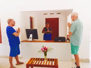 Anuhas Airport Villas - Rezeption