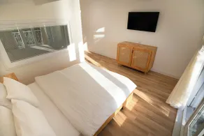 Sadef Akkonak - Room