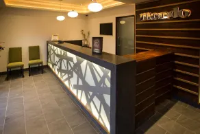 Mondo Hotel - Réception