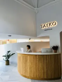Hotel Tayko Sevilla - Réception