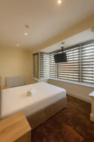 The Miles Arms Hotel - Room
