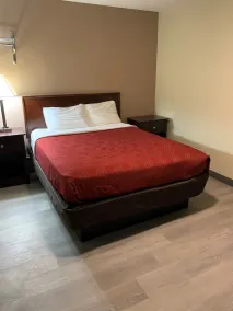 Baymont by Wyndham Iron Mountain - Chambre