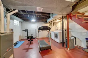 Cute Home w/ Patio ~ 7 Mi to Dtwn Pittsburgh - Interiör