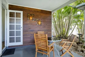 Bush Village Holiday Cabins - Room