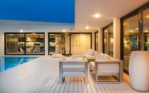Ibiza Style Barcelona - Basseng