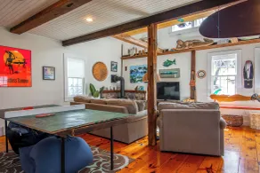 Ping-pong & Fire Pit! Renovated Marshfield Cottage - Innenbereich