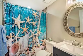 Sun-soaked Hudson Getaway w/ Canal Access! - Bathroom