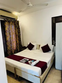 Bir Home Stays - Zimmer