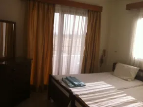 Zakos Court Apartments - Zimmer